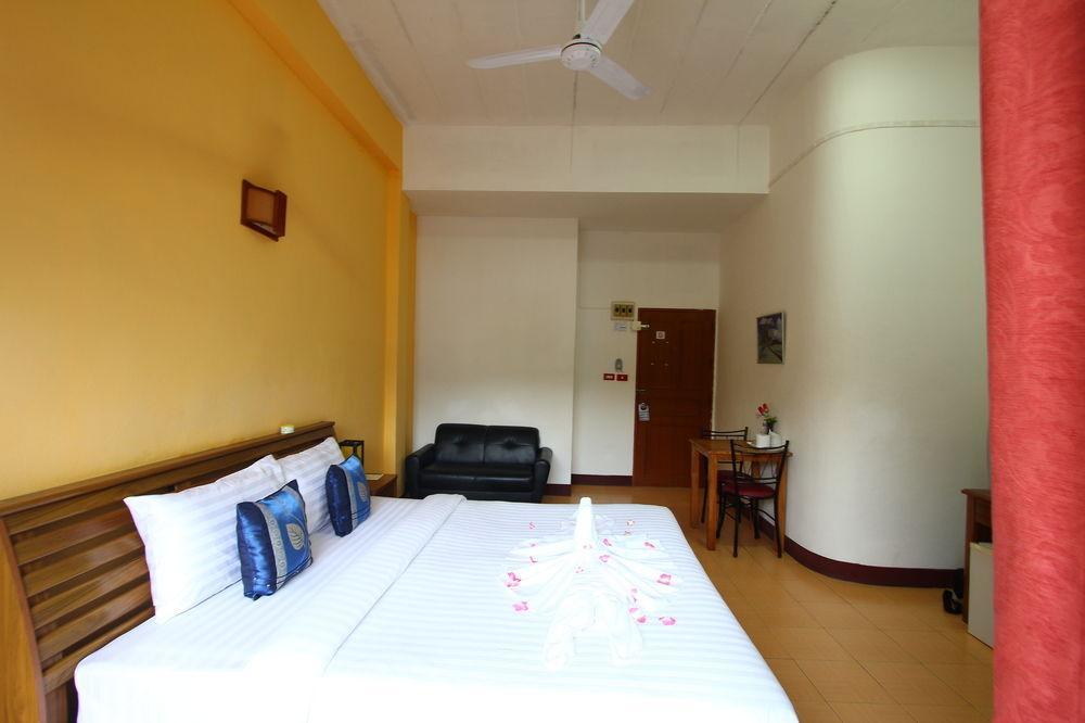 Sea U Honey Hotel Patong Eksteriør billede