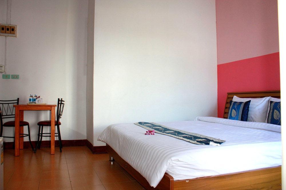 Sea U Honey Hotel Patong Eksteriør billede