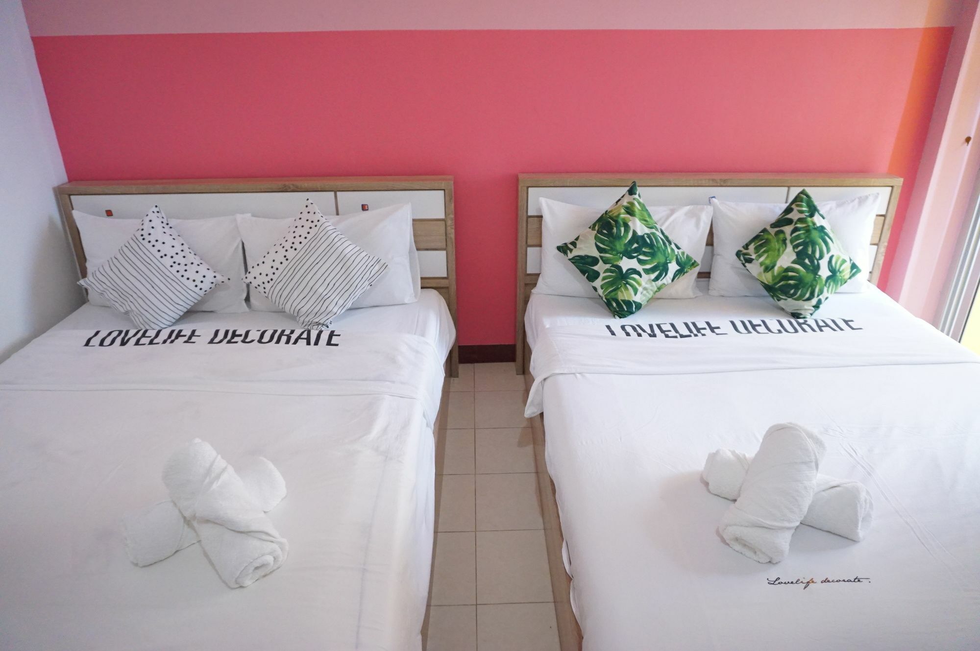 Sea U Honey Hotel Patong Eksteriør billede